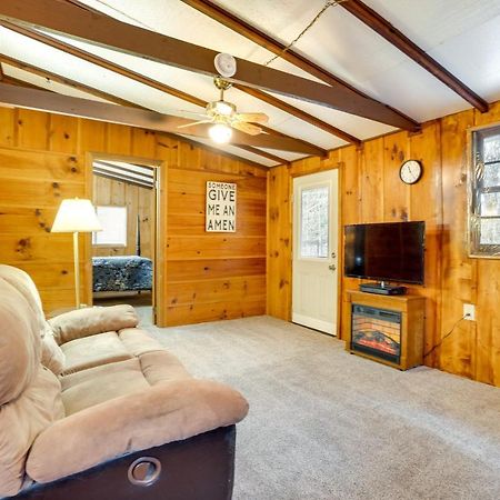 Peaceful Warne Cabin Fenced Yard And Screened Porch Brasstown Esterno foto
